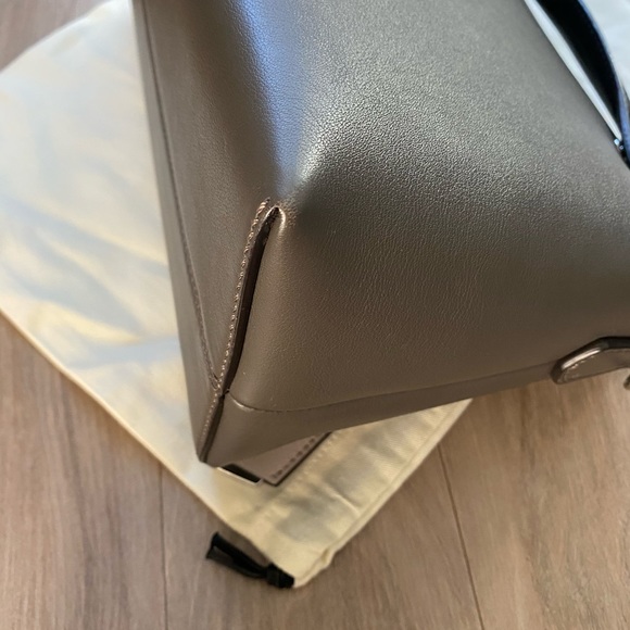 FENDI. Small Boston bag in soft Coal calfskin - Picture 5 of 8